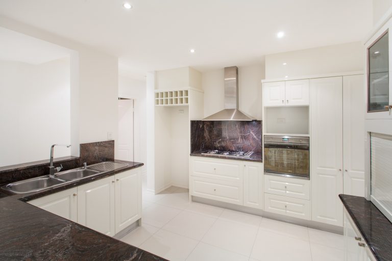 Penthouse - Kitchen