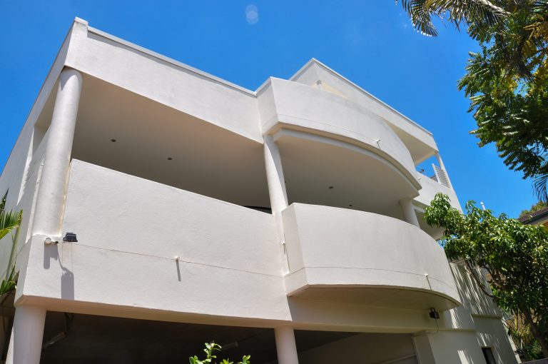 Front-building