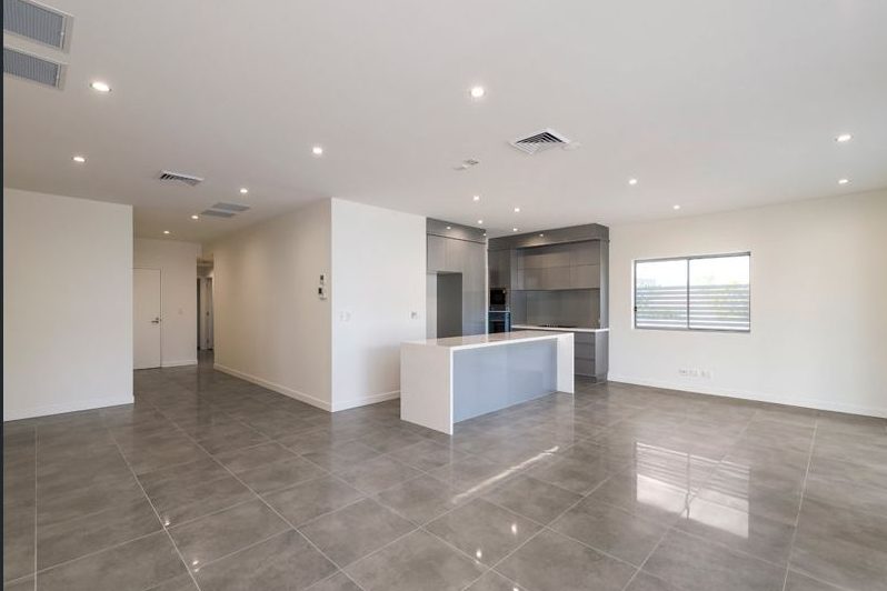 Unit 19 - 4 bed + 3 bath + 1 study